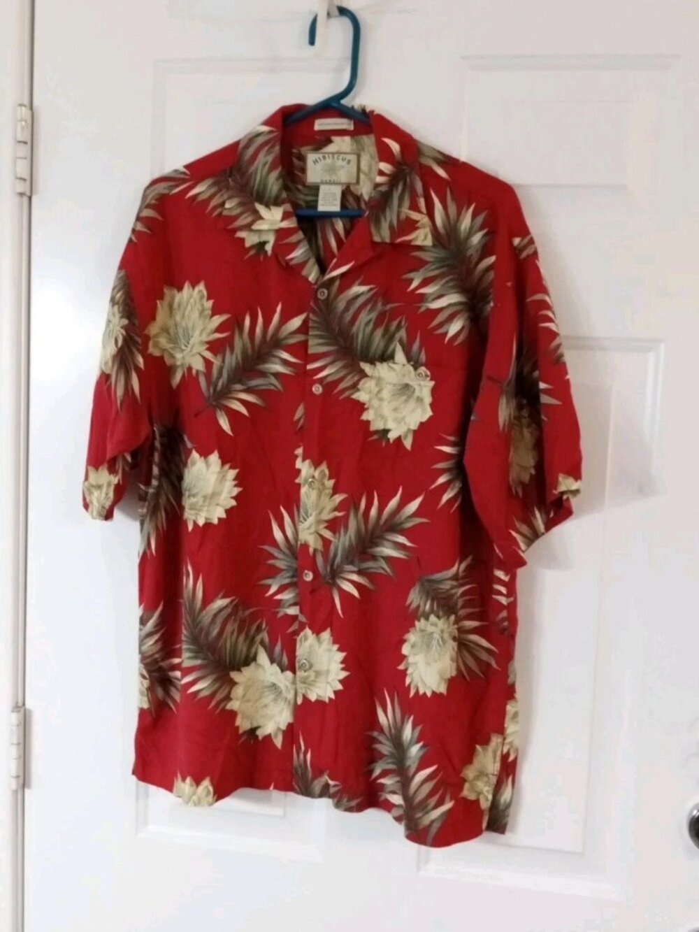 Hibiscus Hawaii Men's Size Large Hawaiian Red Floral Shirt 100% Rayon